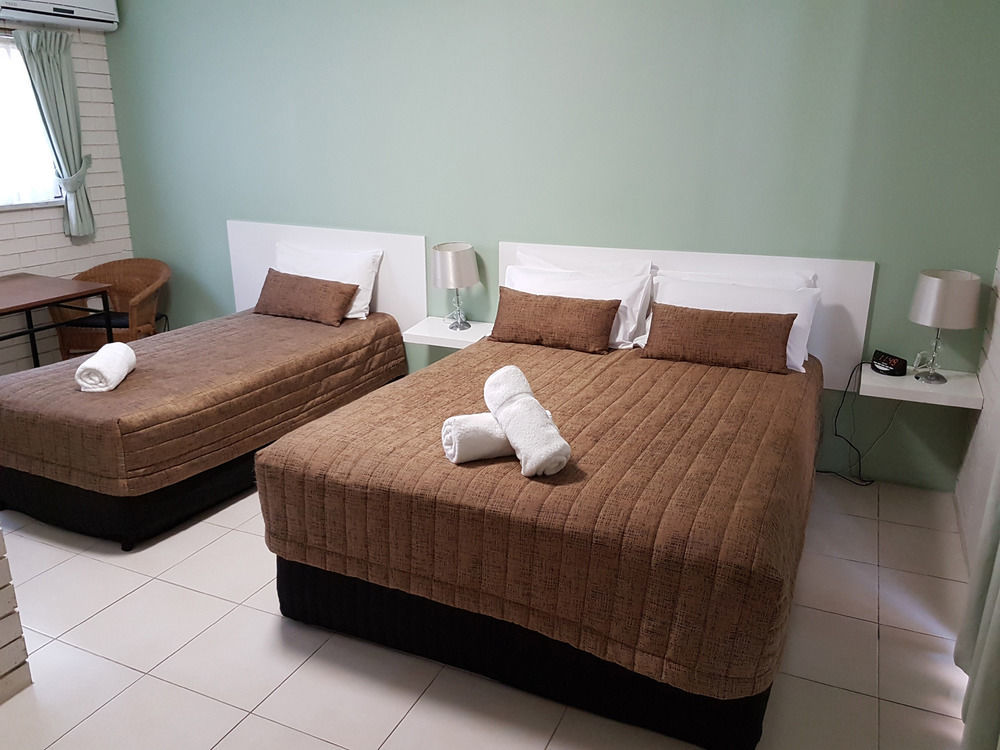 Airport - Only 300 Meters To Airport Terminal Motel Gold Coast