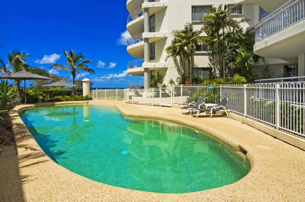 Oceanside - Absolute Beachfront 4* Gold Coast