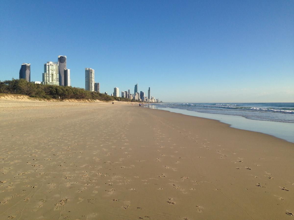 Mermaid Beach At Nobbys Motel