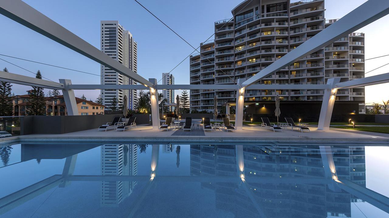 Avani Broadbeach Residences 4*