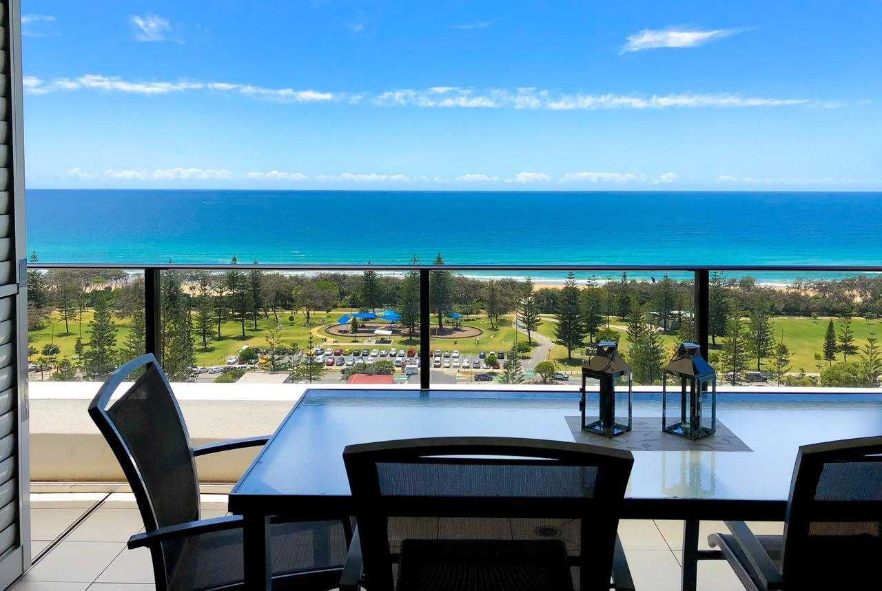 Resort Ultra Broadbeach 4*