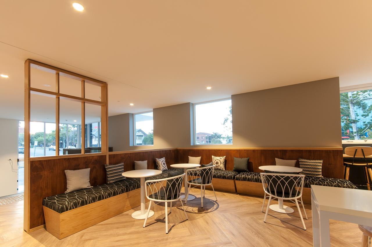 Hotel Woodroffe 4*