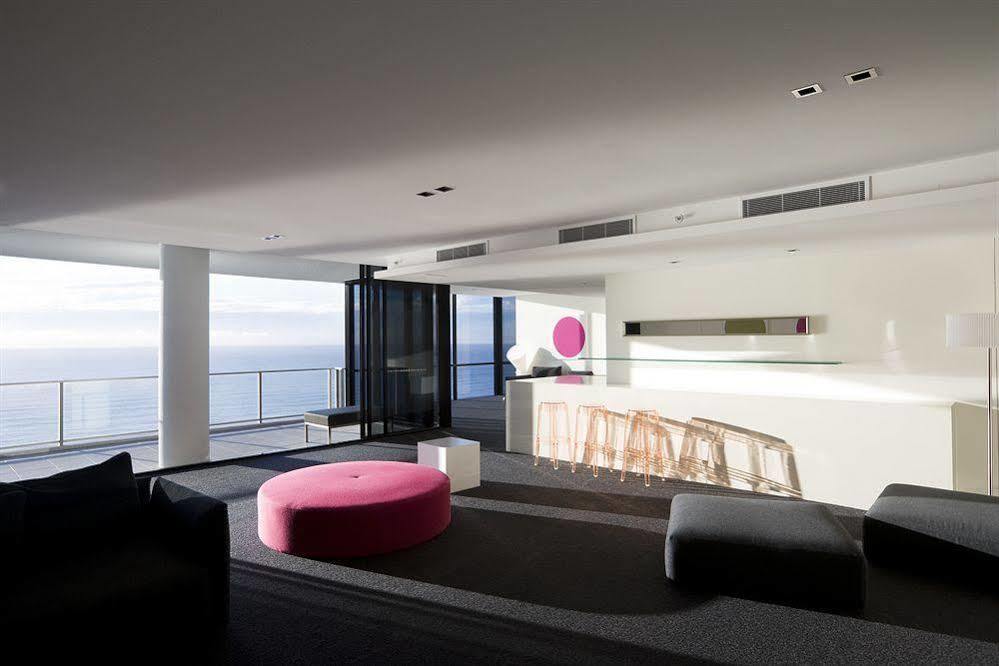 Aparthotel Mantra Circle On Cavill 4*