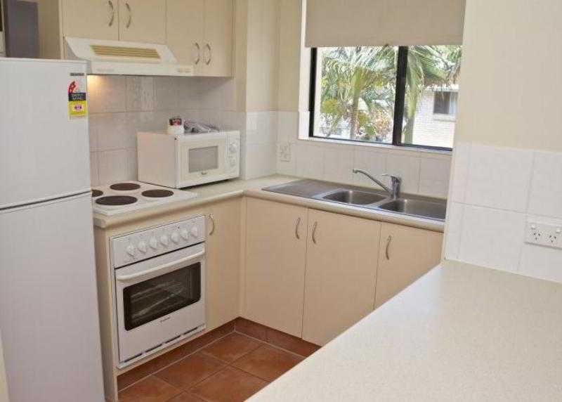Chevron Palms By Premium 4*