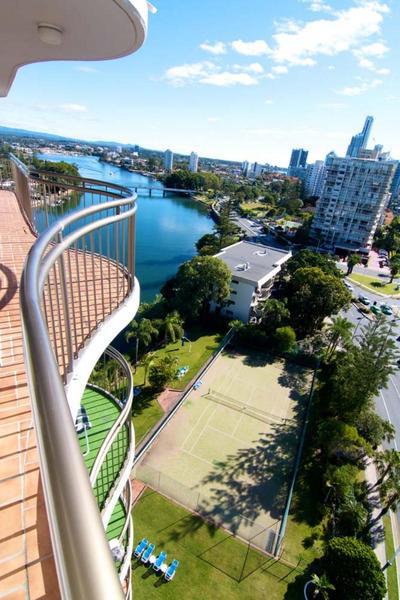 Silverton Surfers Paradise 3* Gold Coast