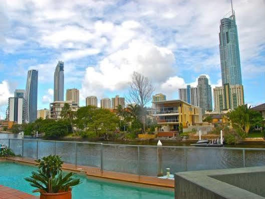 Hostel Emerald Surfers Paradise Shared *