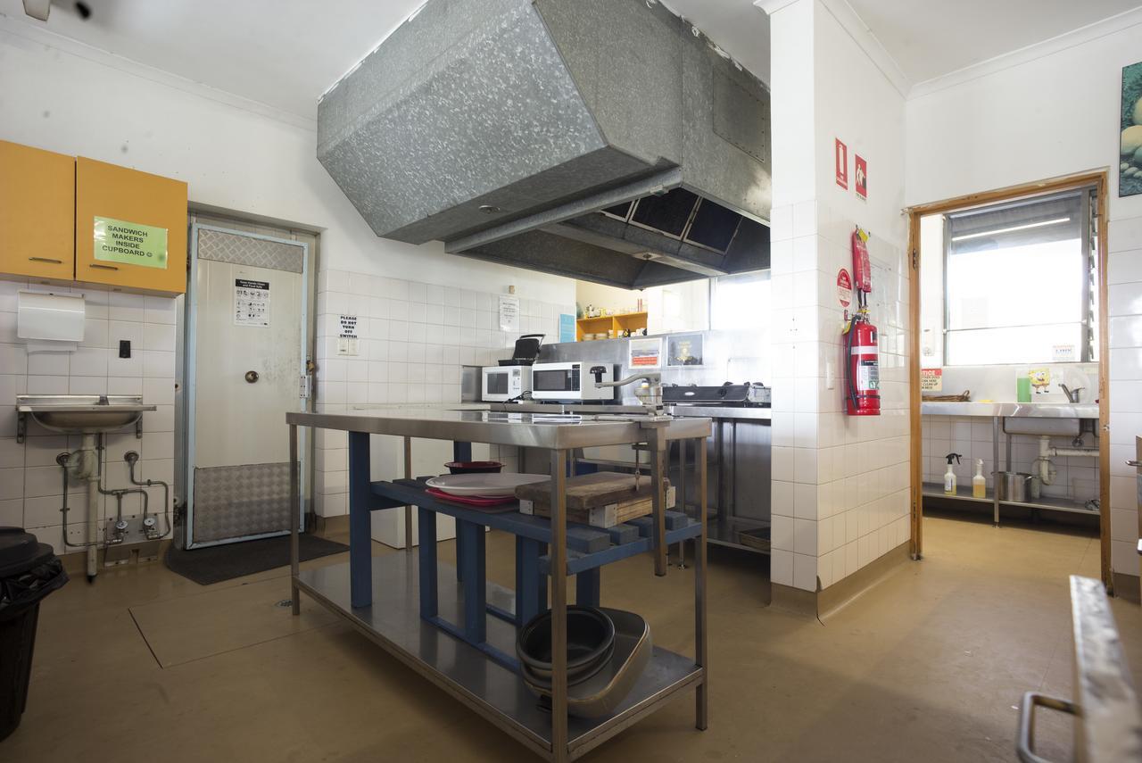 Yha Coolangatta Hostel *