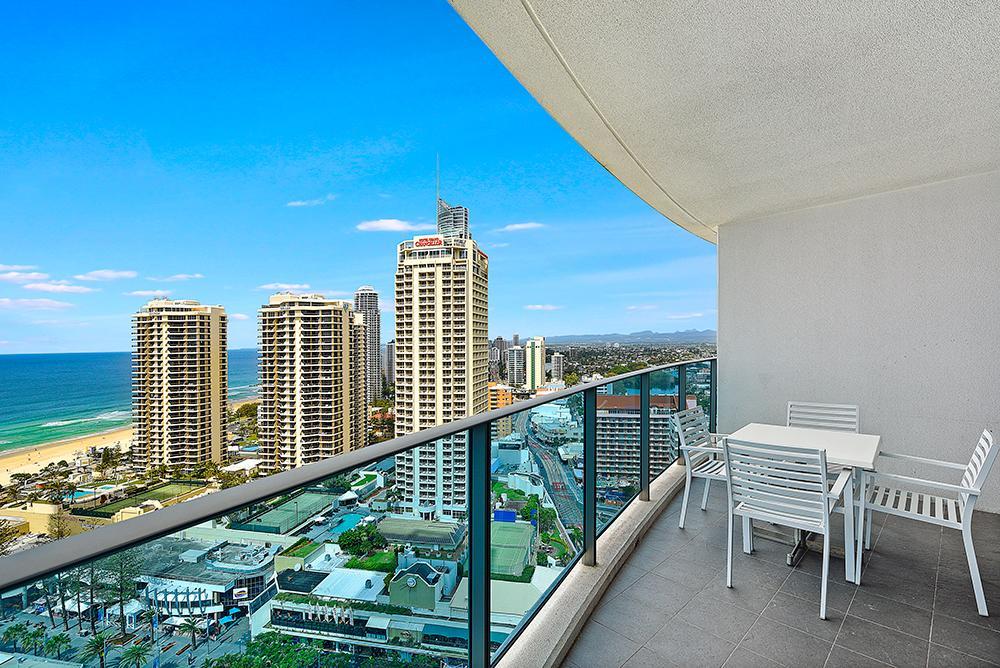 H Star Residences-- Paradise Stayz Apartment Gold Coast