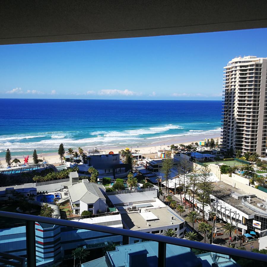 H Star Residences-- Paradise Stayz Apartment