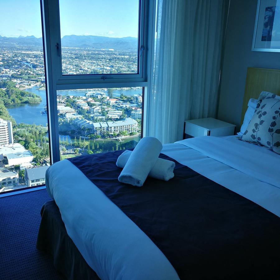 H Star Residences-- Paradise Stayz *