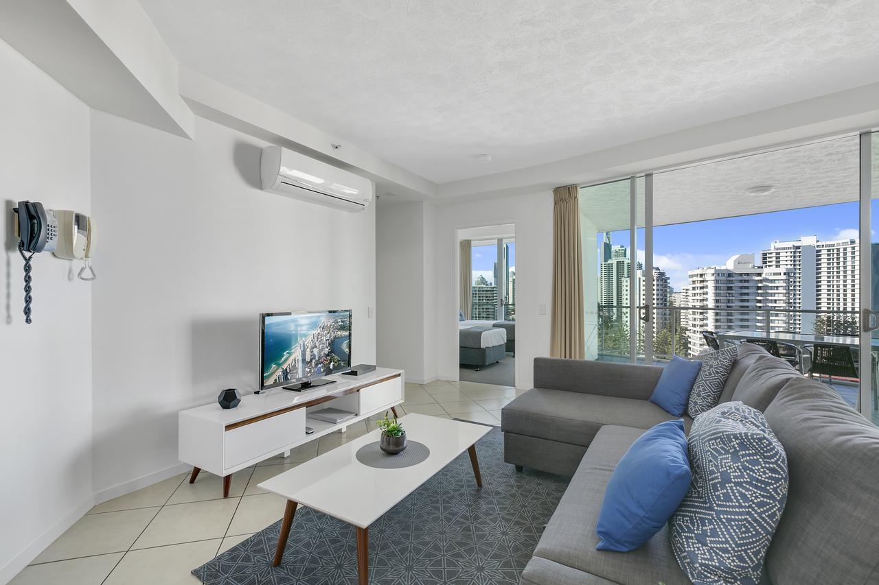Wings Resort, And 2 Story Penthouses - We Accommodate * Gold Coast