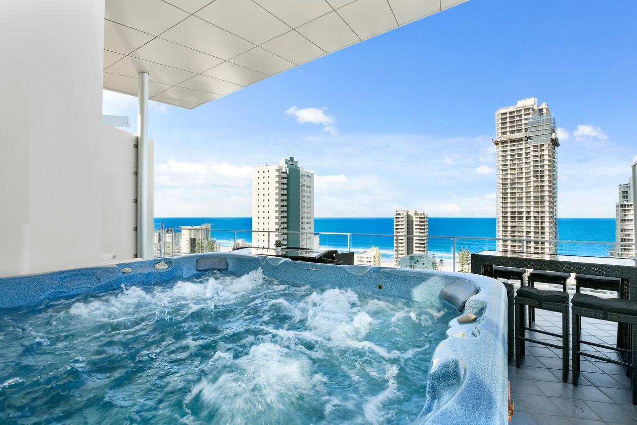 Wings Resort, And 2 Story Penthouses - We Accommodate Gold Coast