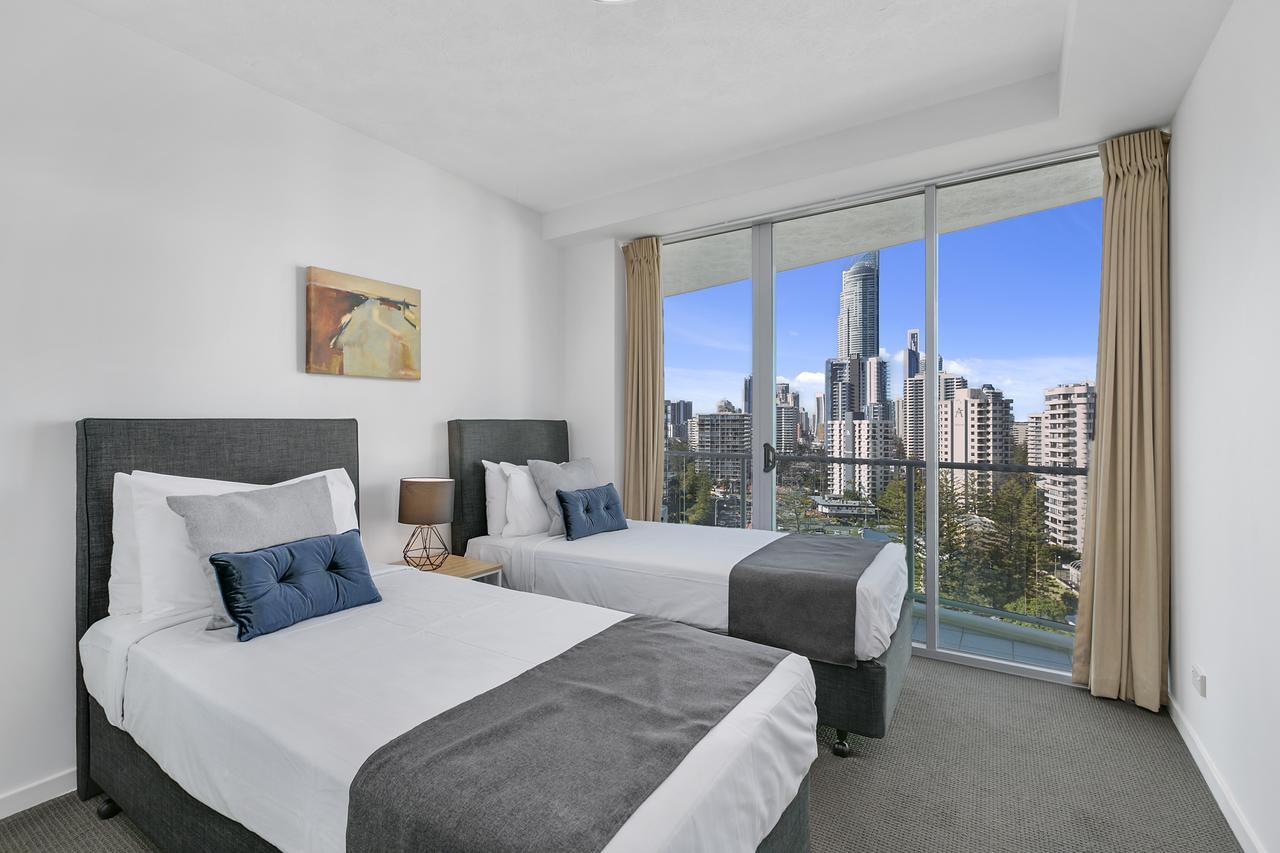 Wings Resort, And 2 Story Penthouses - We Accommodate Apartment