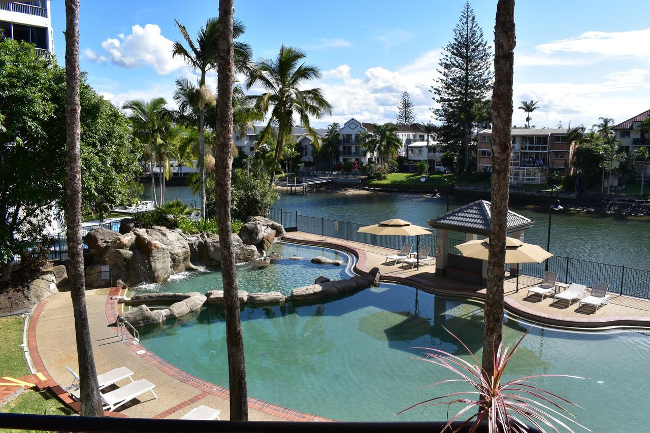 Paradise Island Resort Gold Coast