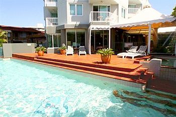 Emerald Surfers Paradise Shared Hostel Gold Coast
