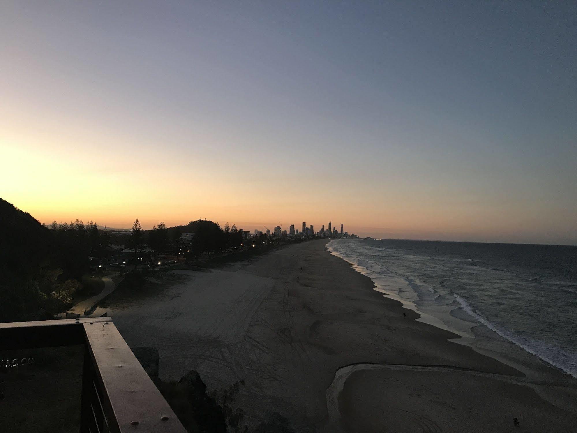 Motel Surf Street Gold Coast