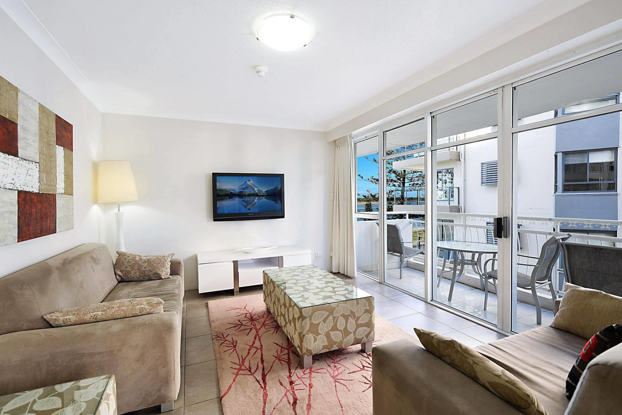 The Atrium 4*