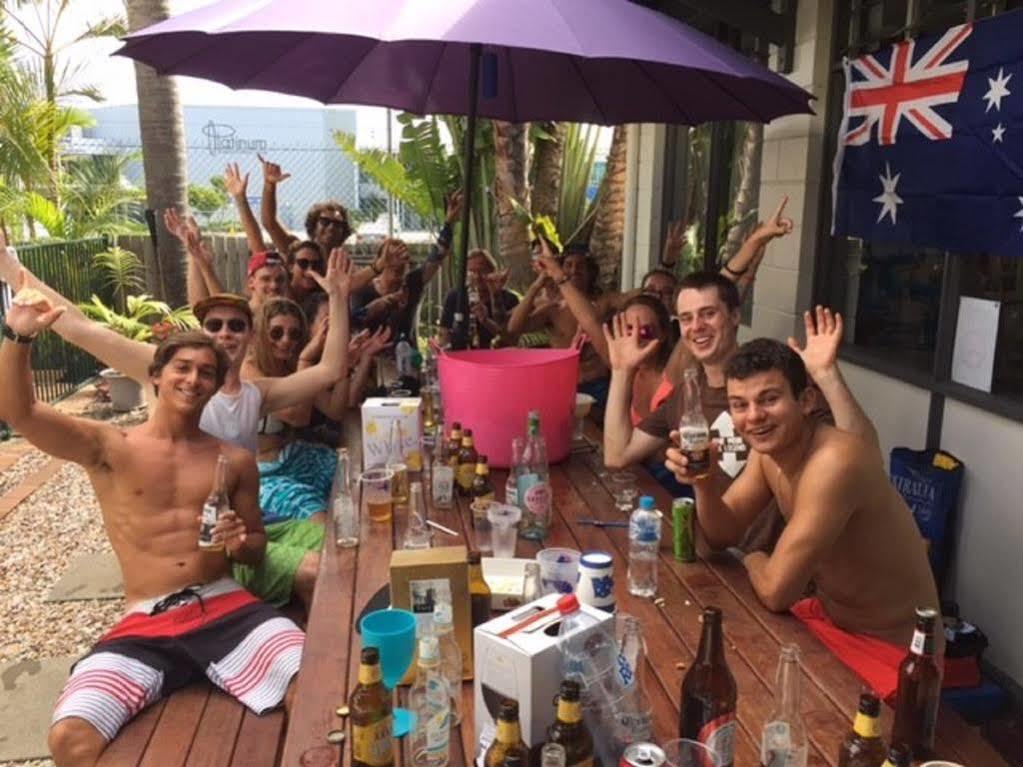 Yha Coolangatta *