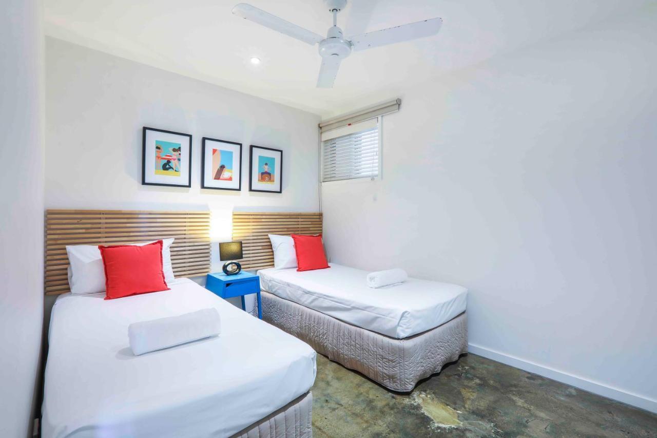 Sandbox Apartment *