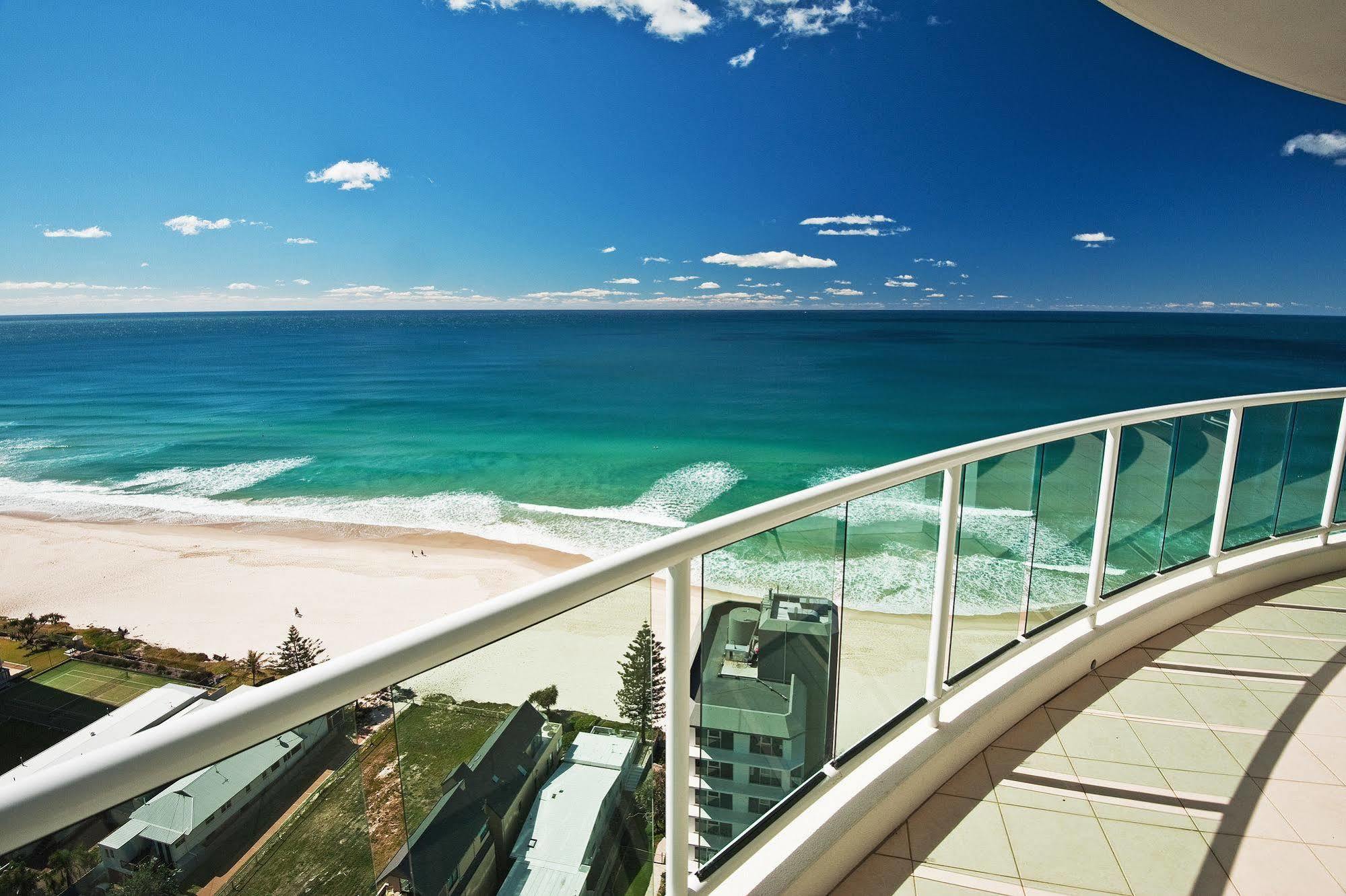 Pacific Views 4*