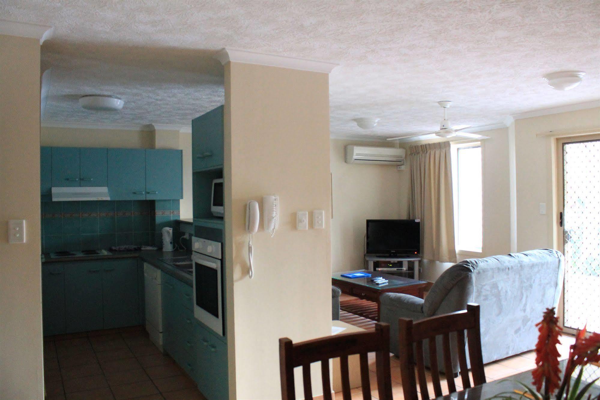 K Surfers Paradise Apartment *