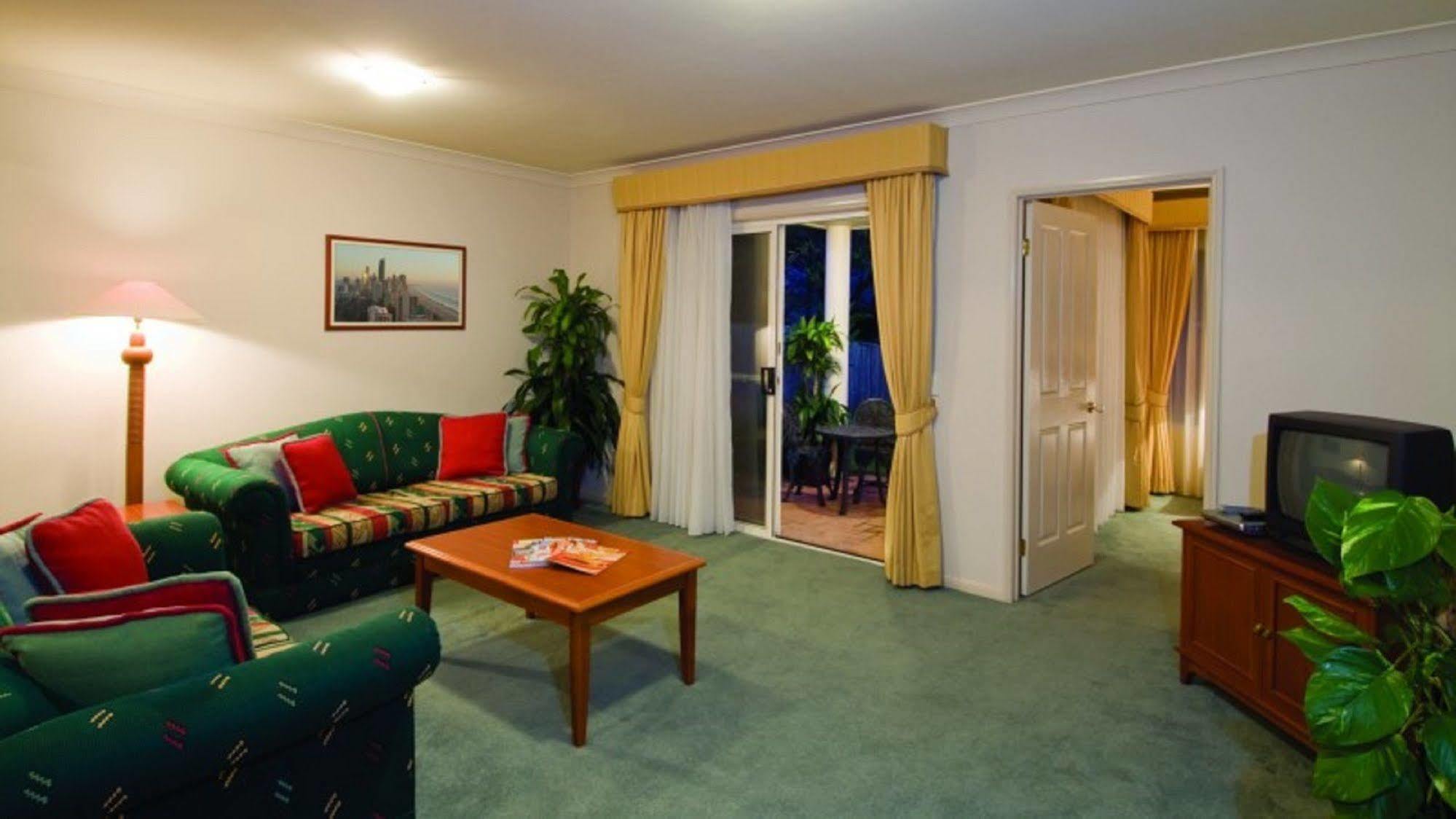 Royal Woods 4* Gold Coast