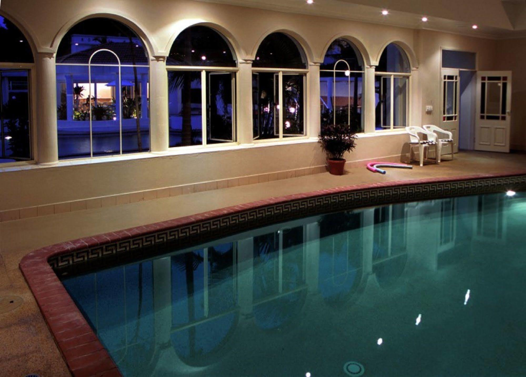 Resort Royal Woods Gold Coast