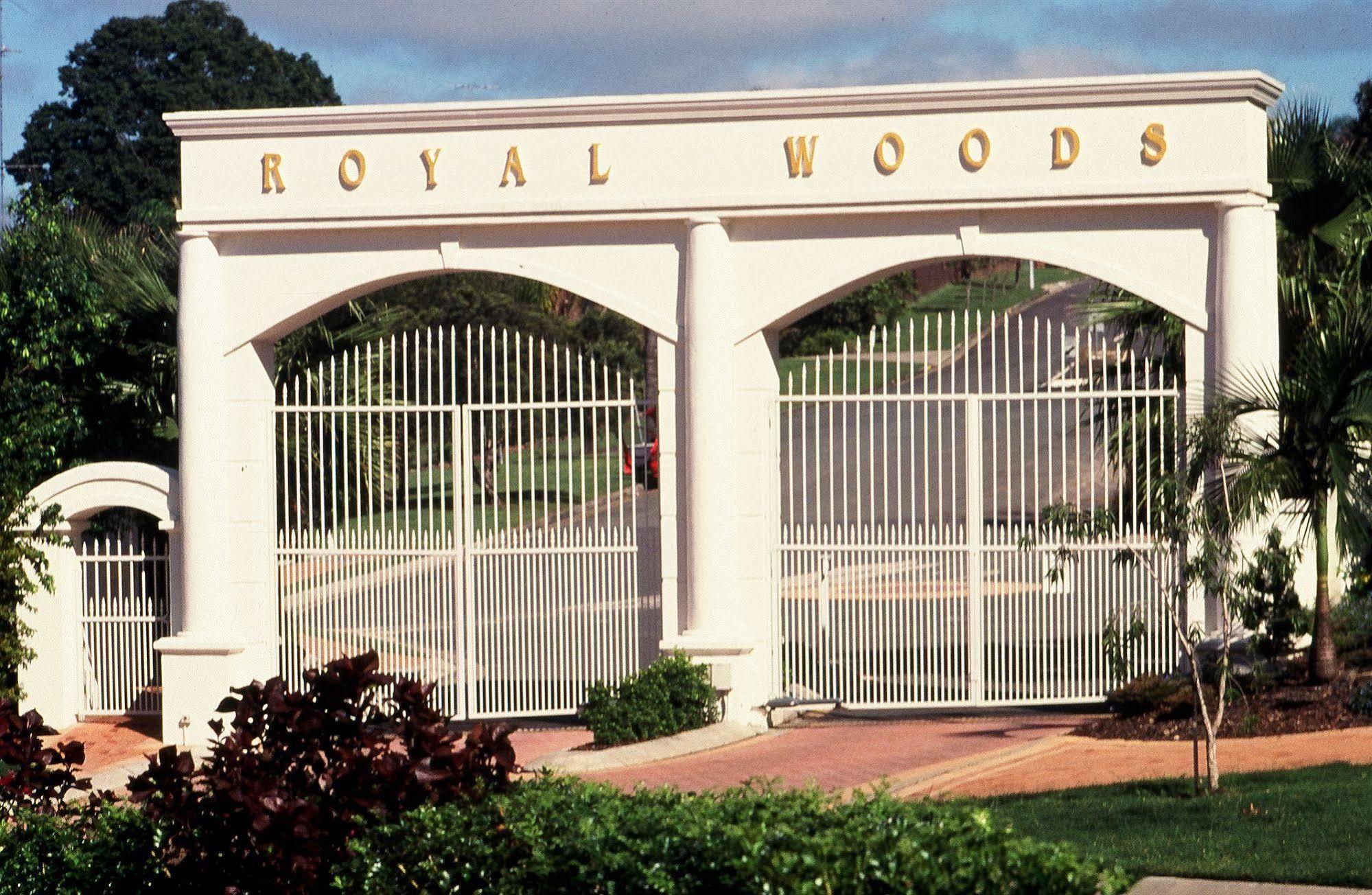 Royal Woods 4* Gold Coast