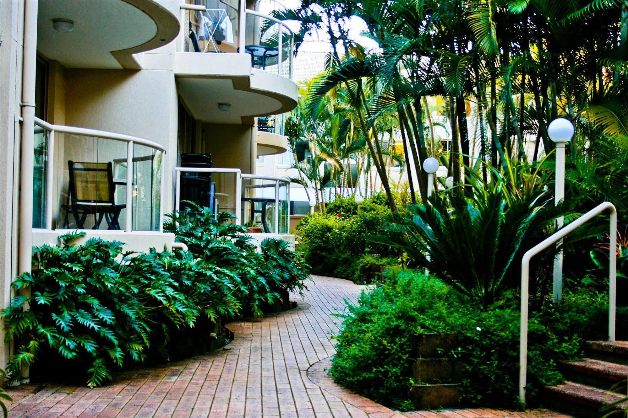 Miami Beachside Aparthotel 3*