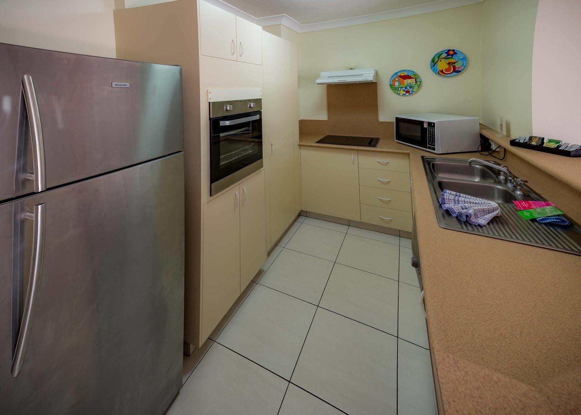 Miami Beachside Aparthotel 3*