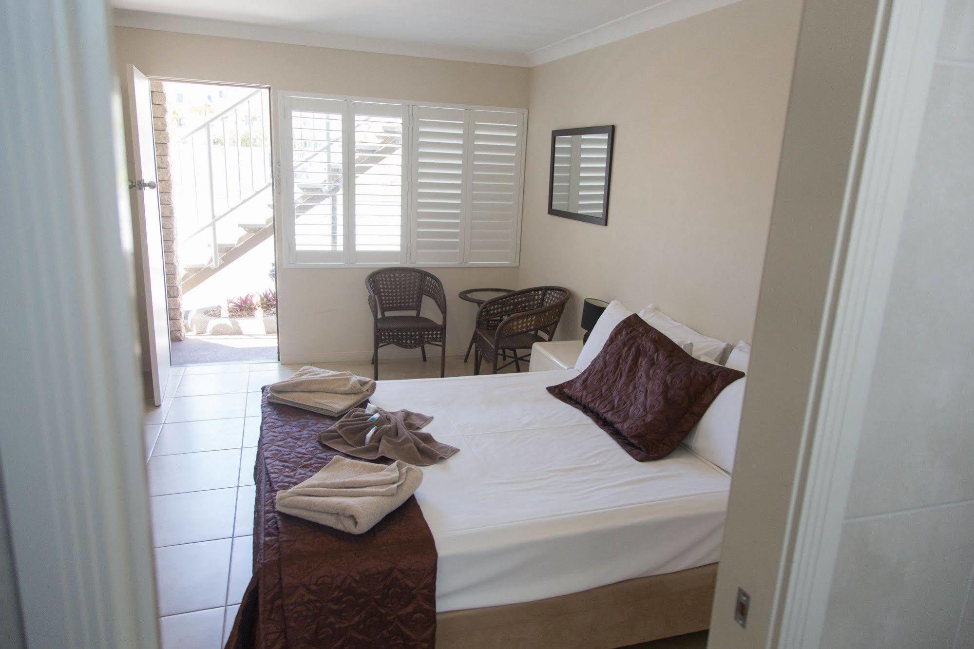 Tropicana 3* Gold Coast