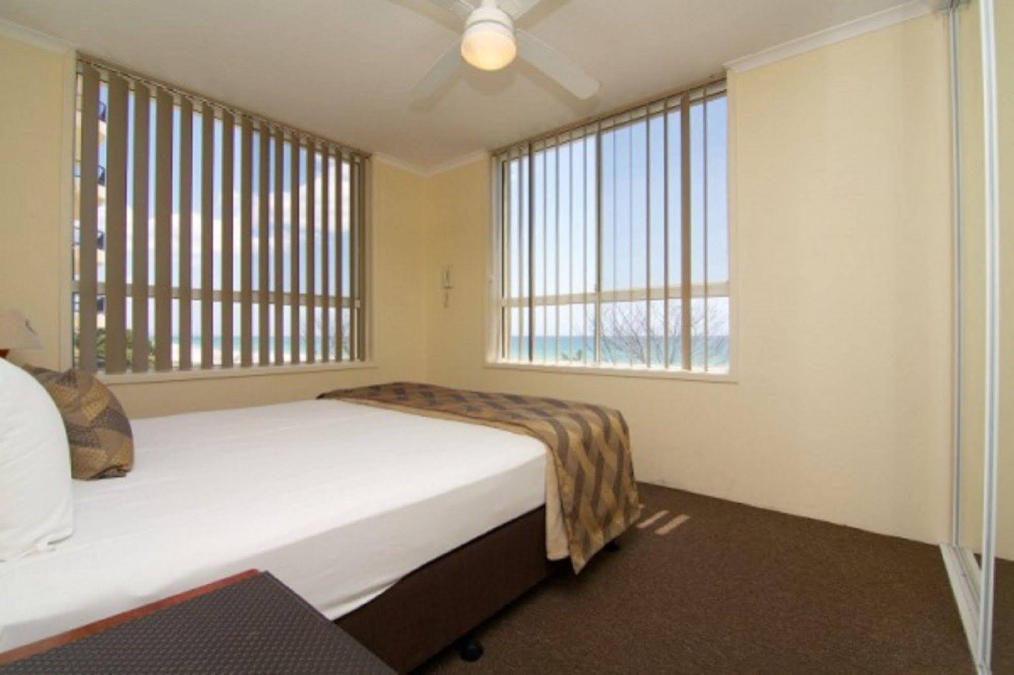 Crystal Beachfront Gold Coast