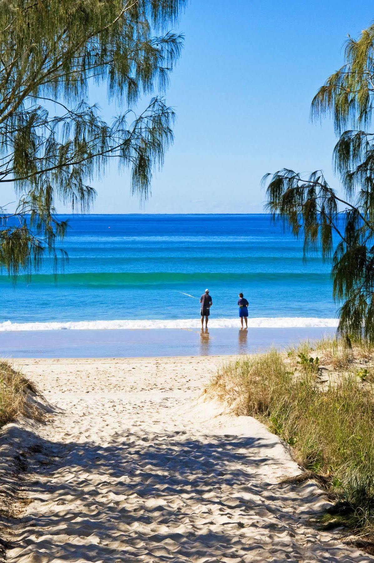 Aparthotel Oceanside - Absolute Beachfront Gold Coast
