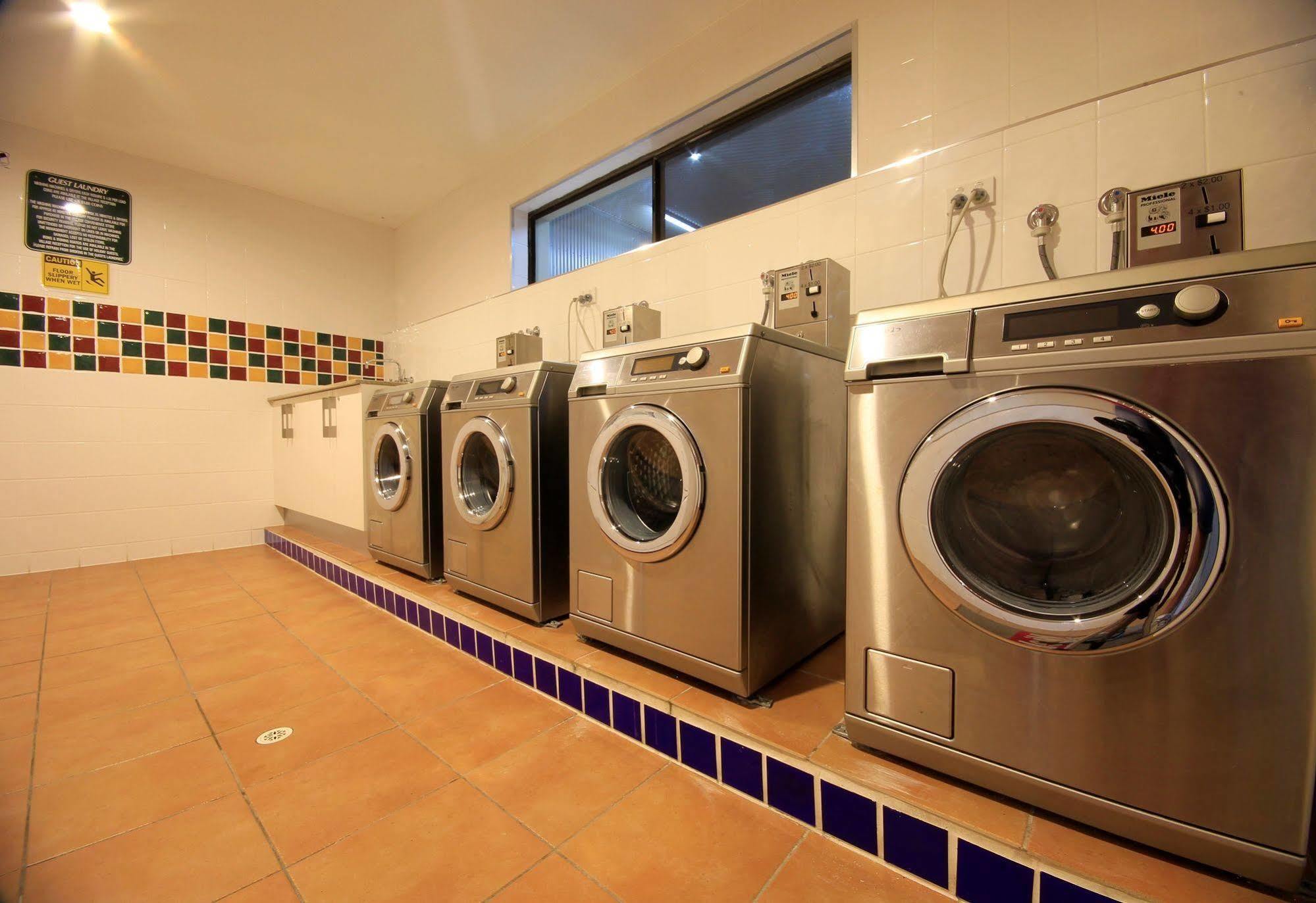Resort Ashmore Palms Village 4*