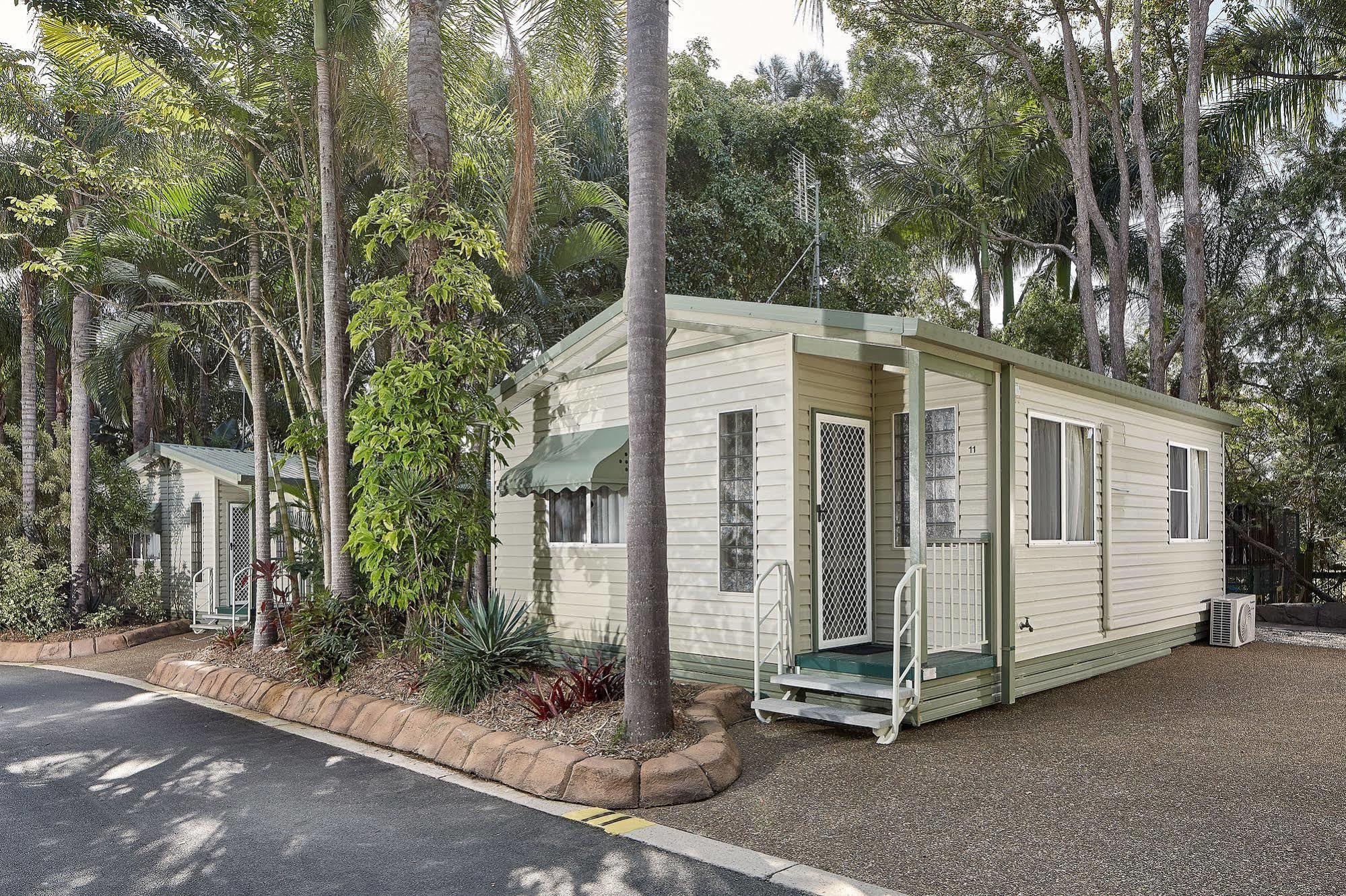 Ashmore Palms Village