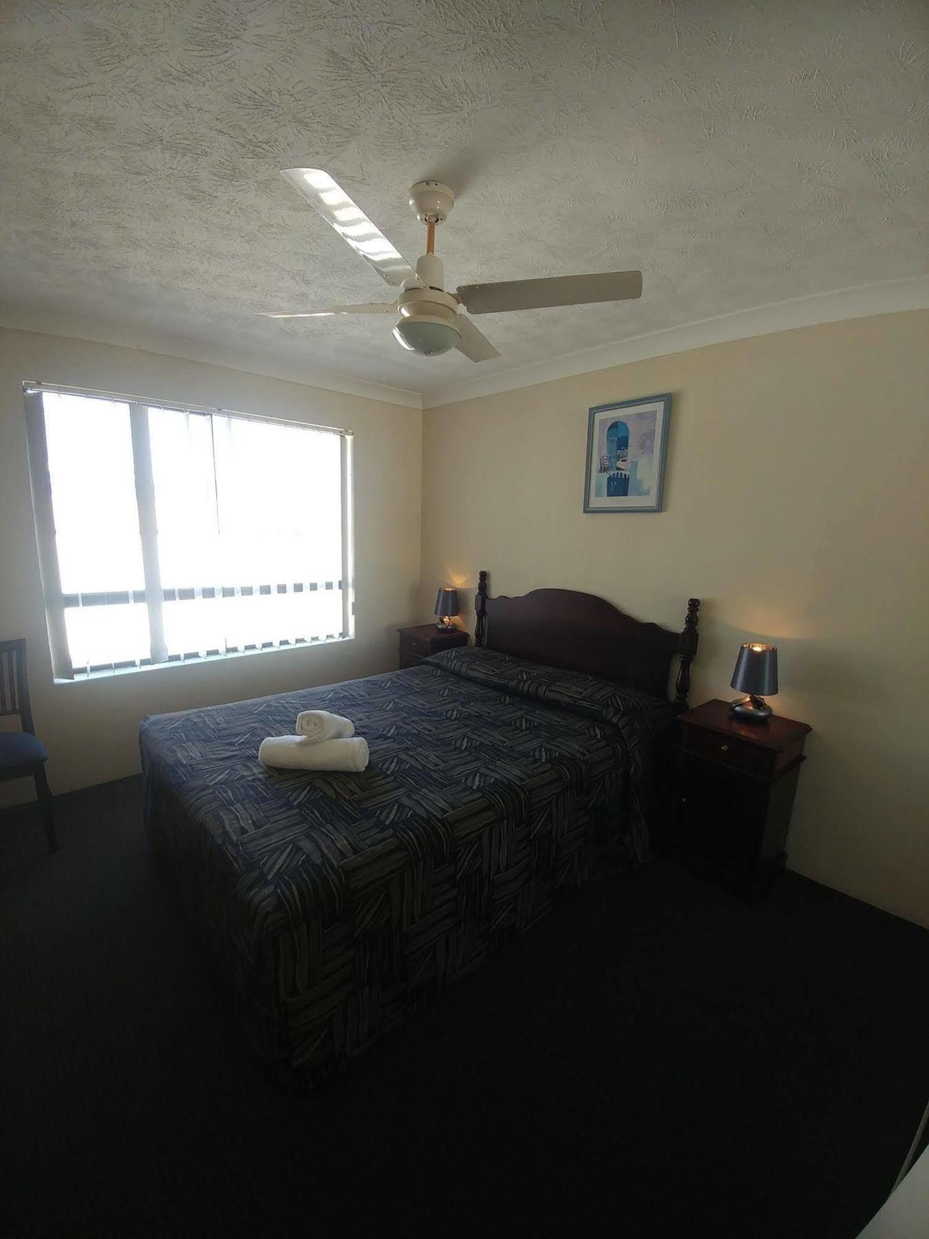 Chevron Palms By Premium 4*