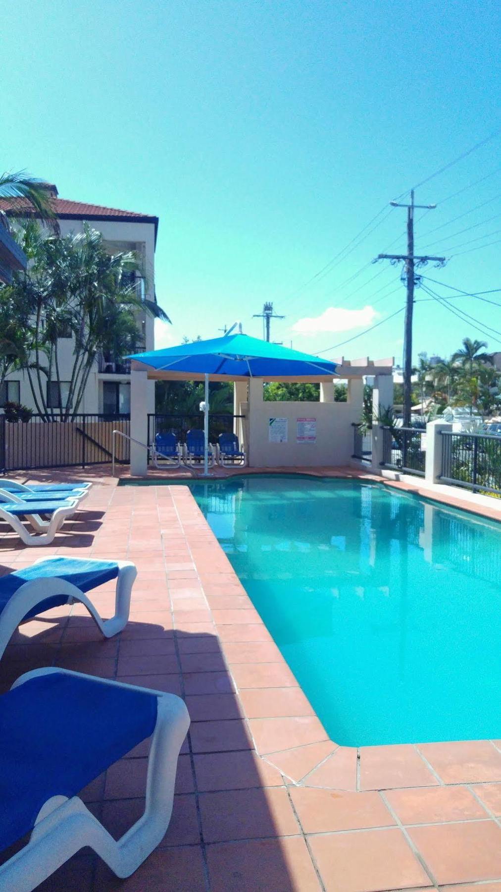 Chevron Palms By Premium Gold Coast