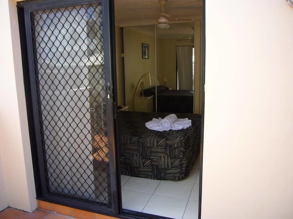 Chevron Palms By Premium Aparthotel 4*