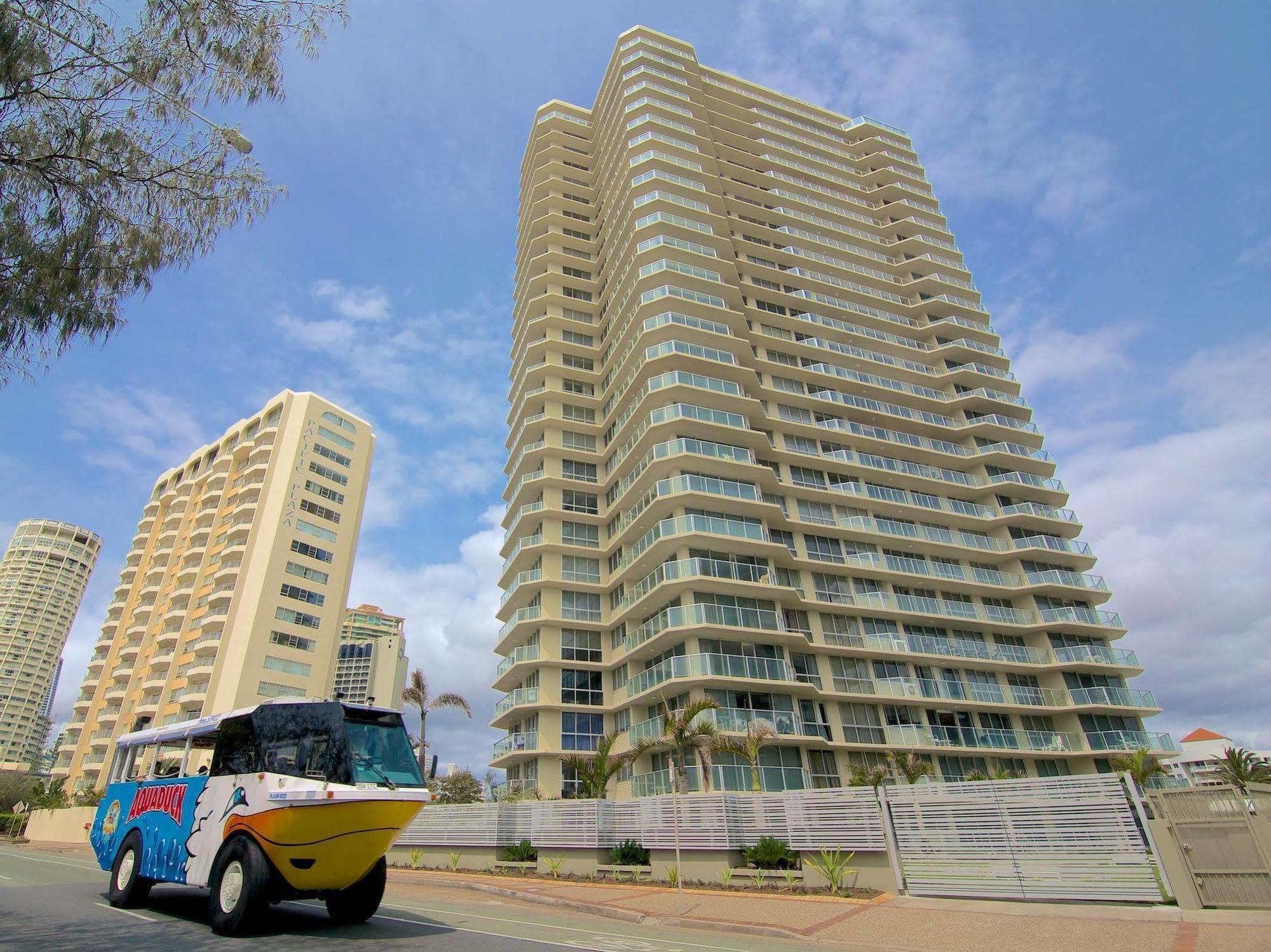 Hi Surf Beachfront 4*