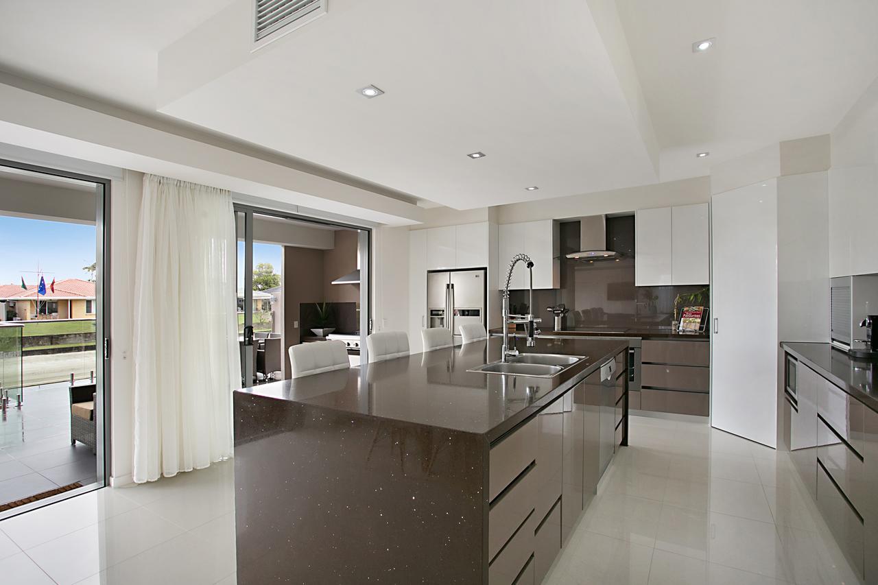 Luxe On Lotus Holiday home