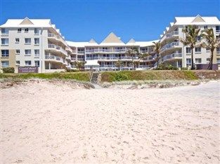 Aparthotel Crystal Beachfront Gold Coast
