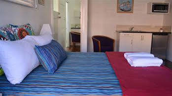 La Costa Beachside 3*