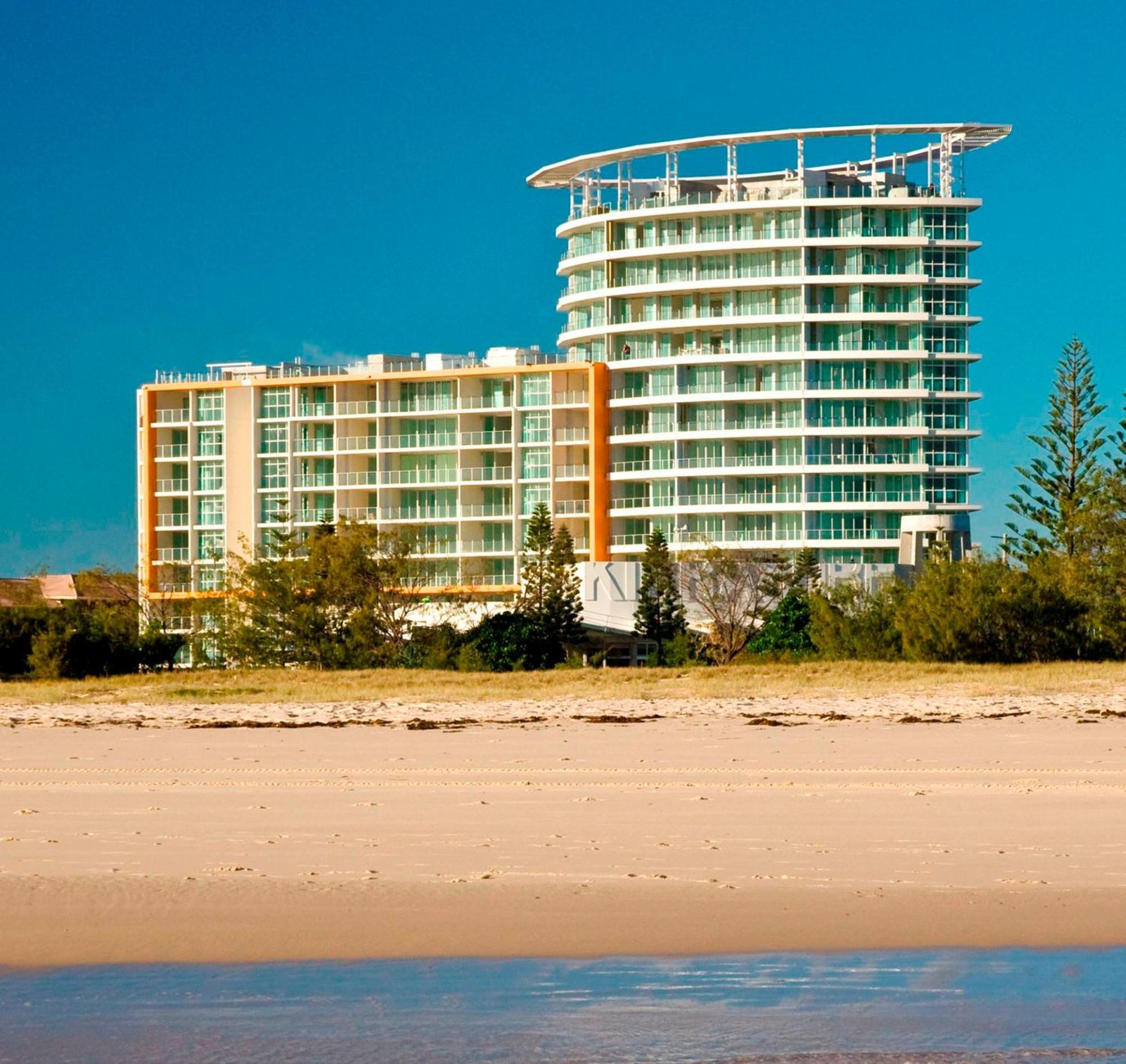 Kirra Surf Aparthotel