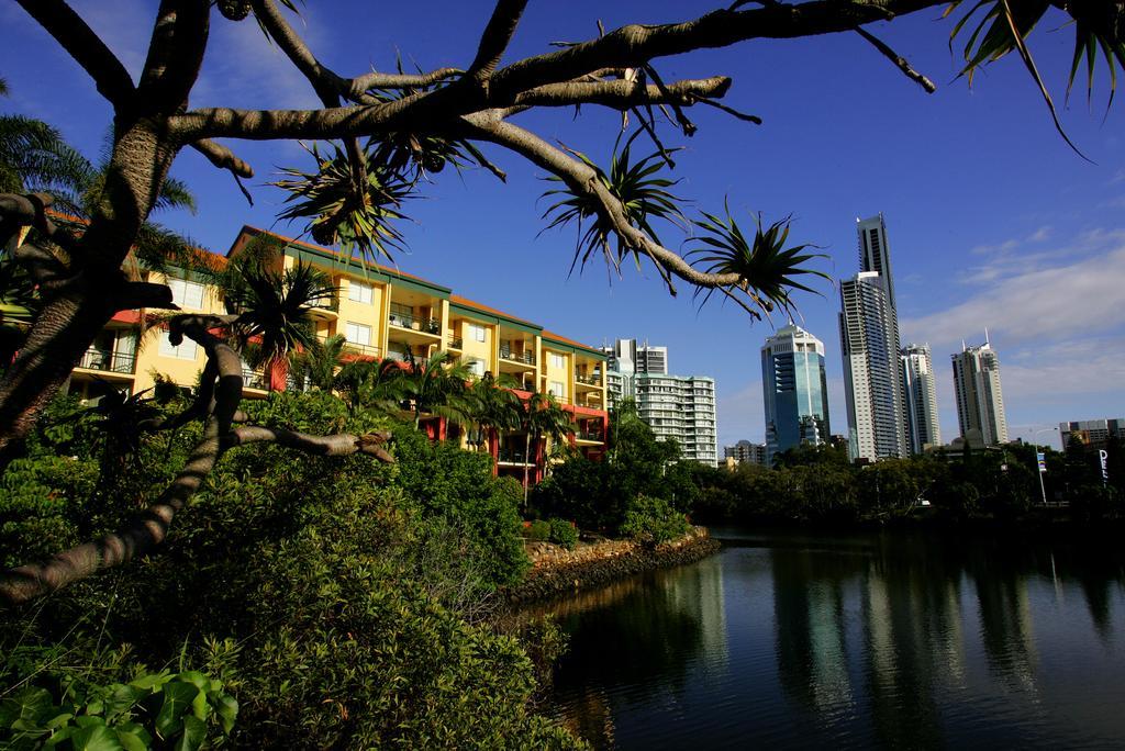 Paradise Island Resort Gold Coast