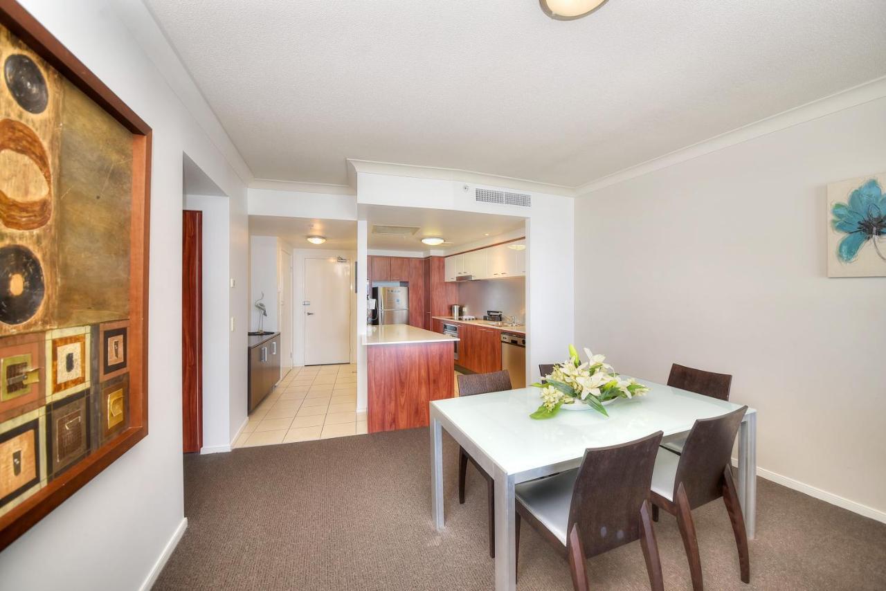 Apartment Deluxe Chevron Renaissance Gold Coast