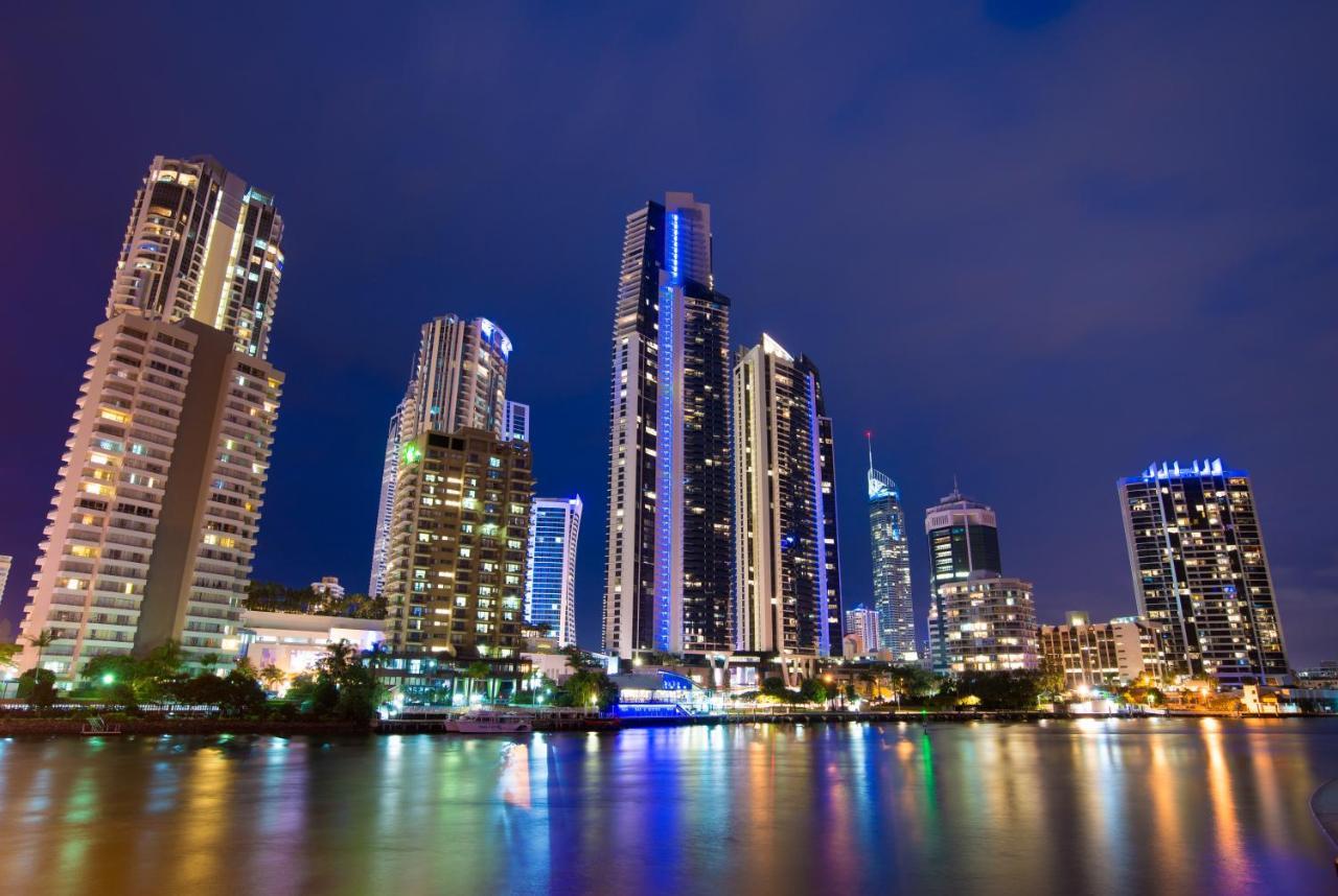 Tiki Surfers Paradise 4* Gold Coast