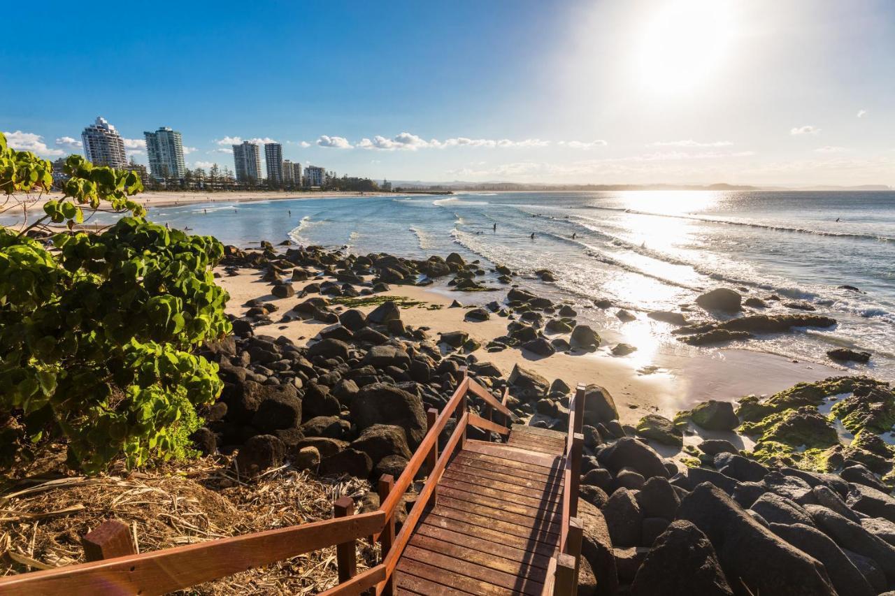 The Pink Coolangatta 4*