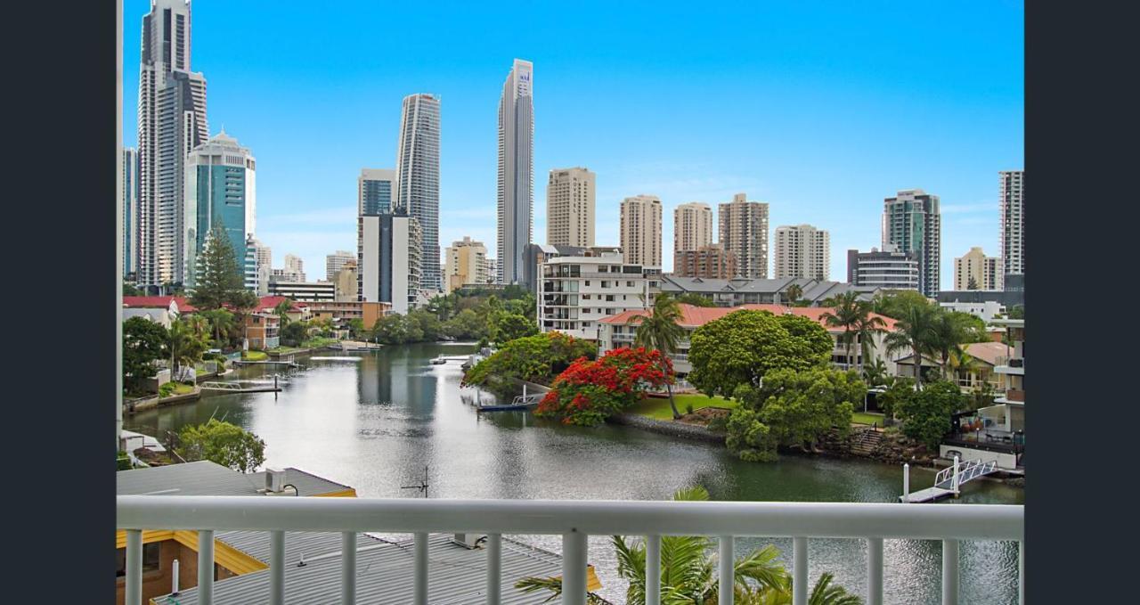 Emerald Surfers Paradise Shared Hostel Gold Coast