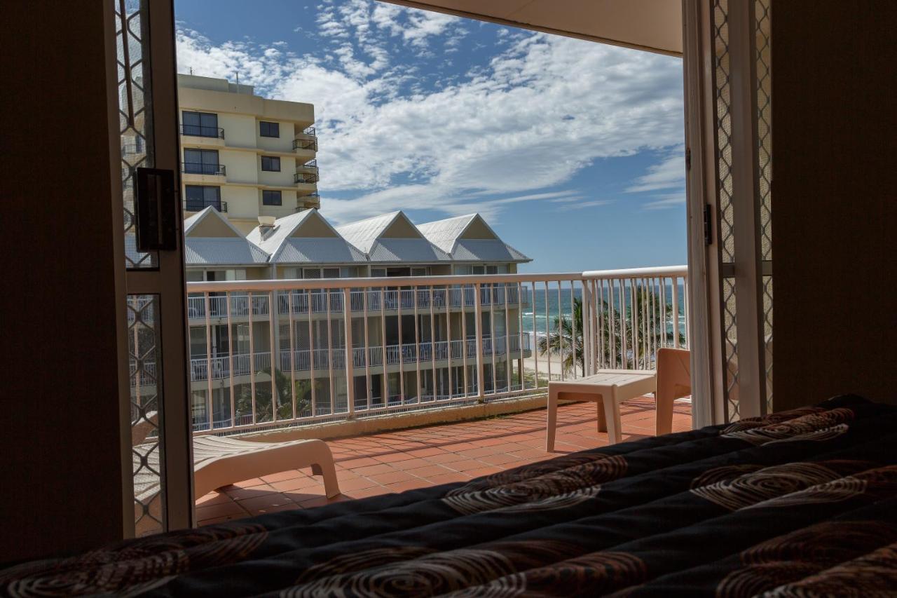 Crystal Beachfront Aparthotel Gold Coast