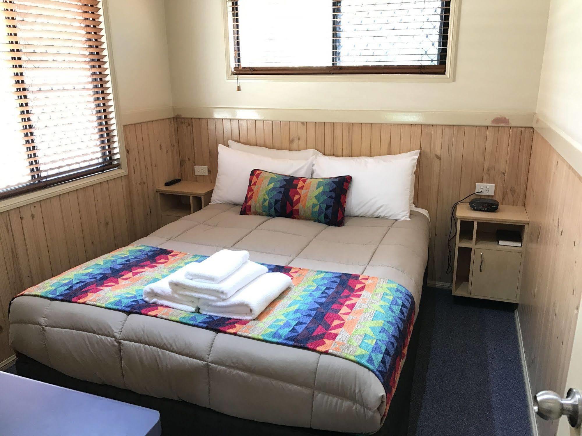 Ashmore Palms Village Resort